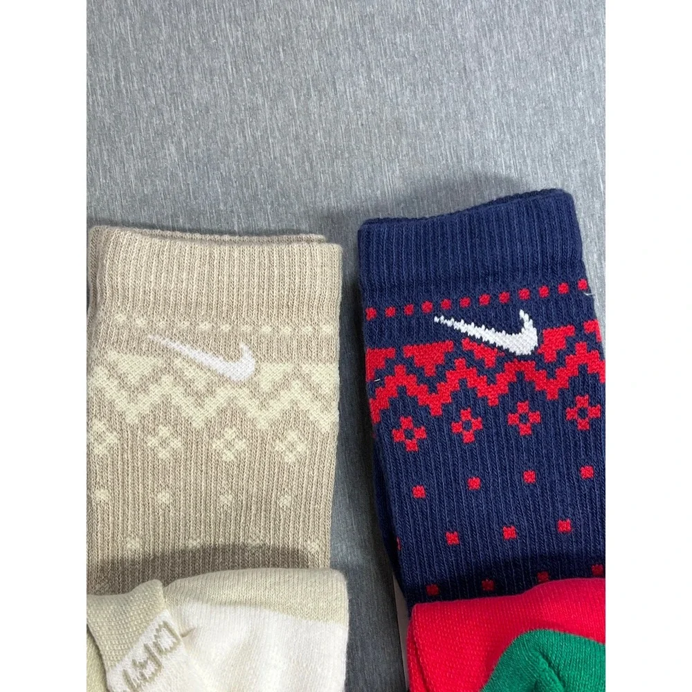Nike Everyday Cushioned Crew Socks 4 Pair Holiday Moose Fair Isle Dri-Fit Medium
